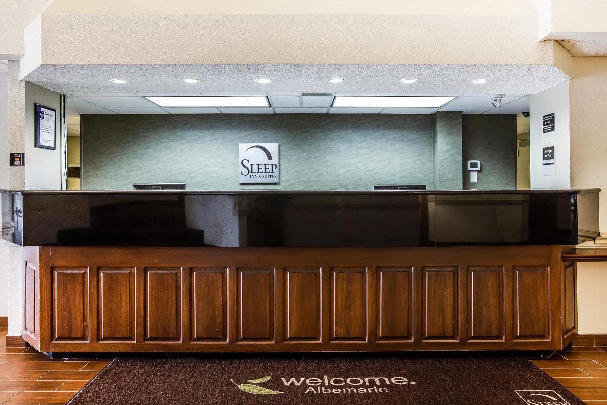 Hotel Clarion Pointe Albemarle Exteriér fotografie